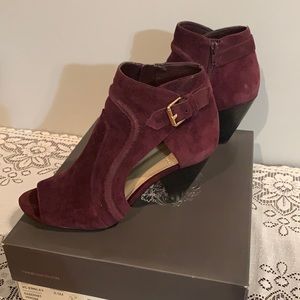 Vince Camuto ankle bootie